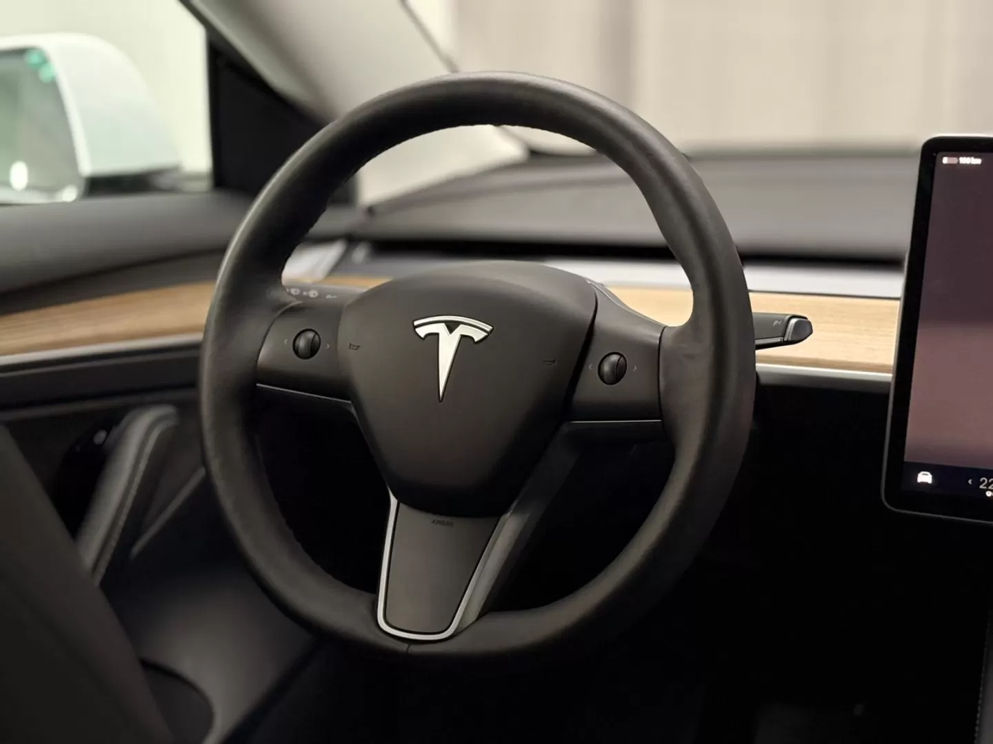 Tesla Model 3 Standard RWD - foto 8