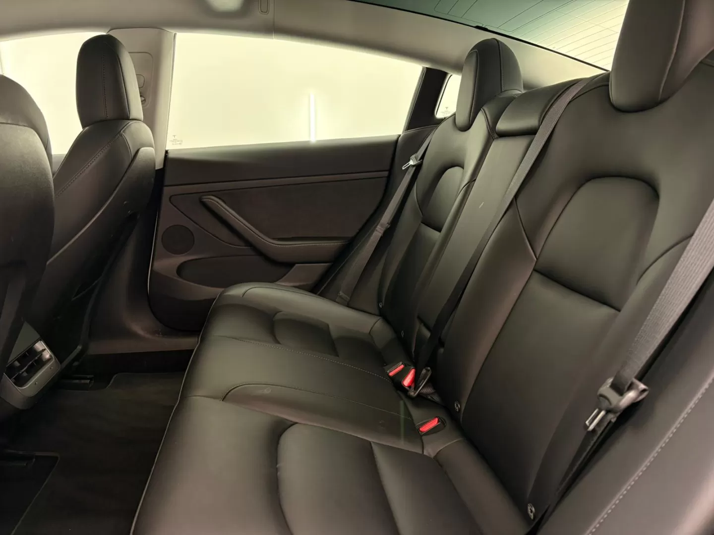 Tesla Model 3 Standard RWD - foto 7