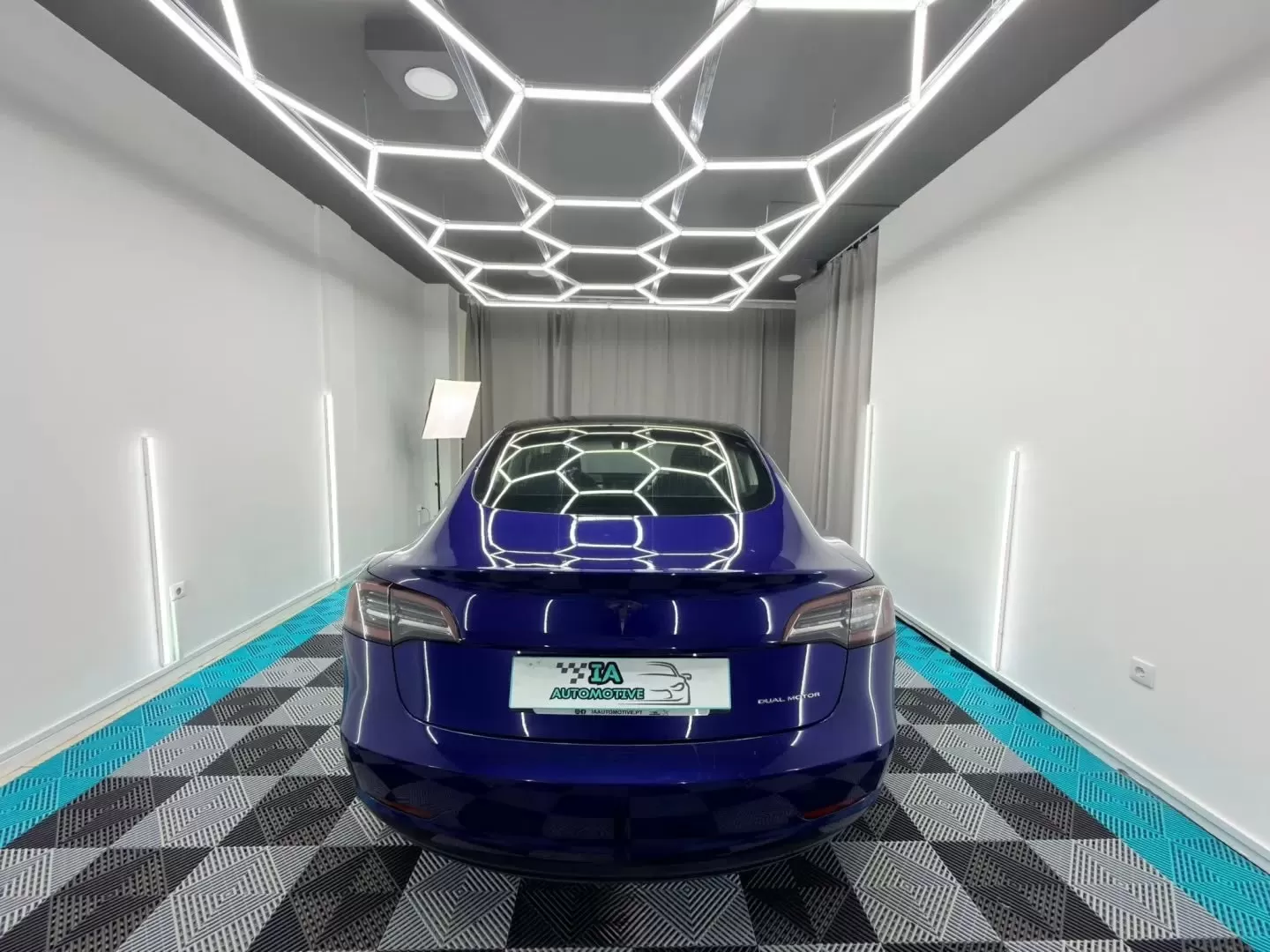 Tesla Model 3 Long-Range Dual Motor AWD - foto 5