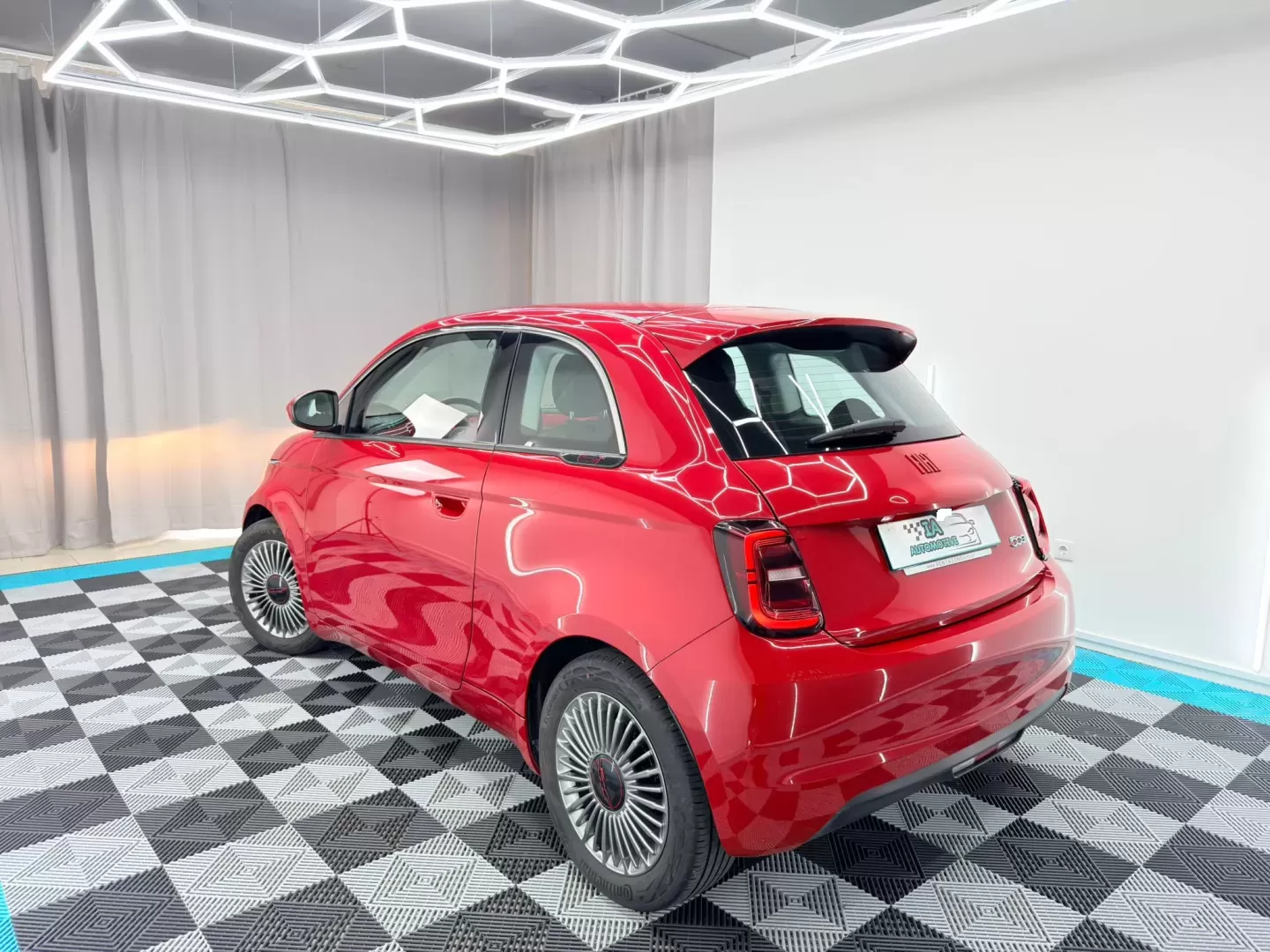 Fiat 500e 23,8kWh Red edition - foto 5