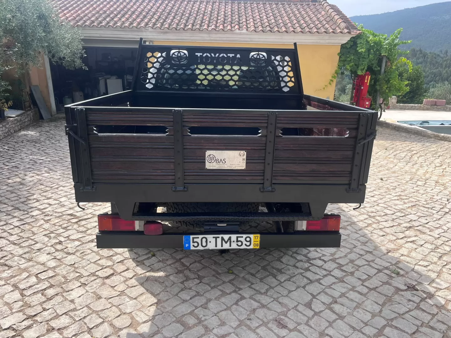 Toyota  HILUX 2.4 D-4D 4WD CD CHV - foto 4