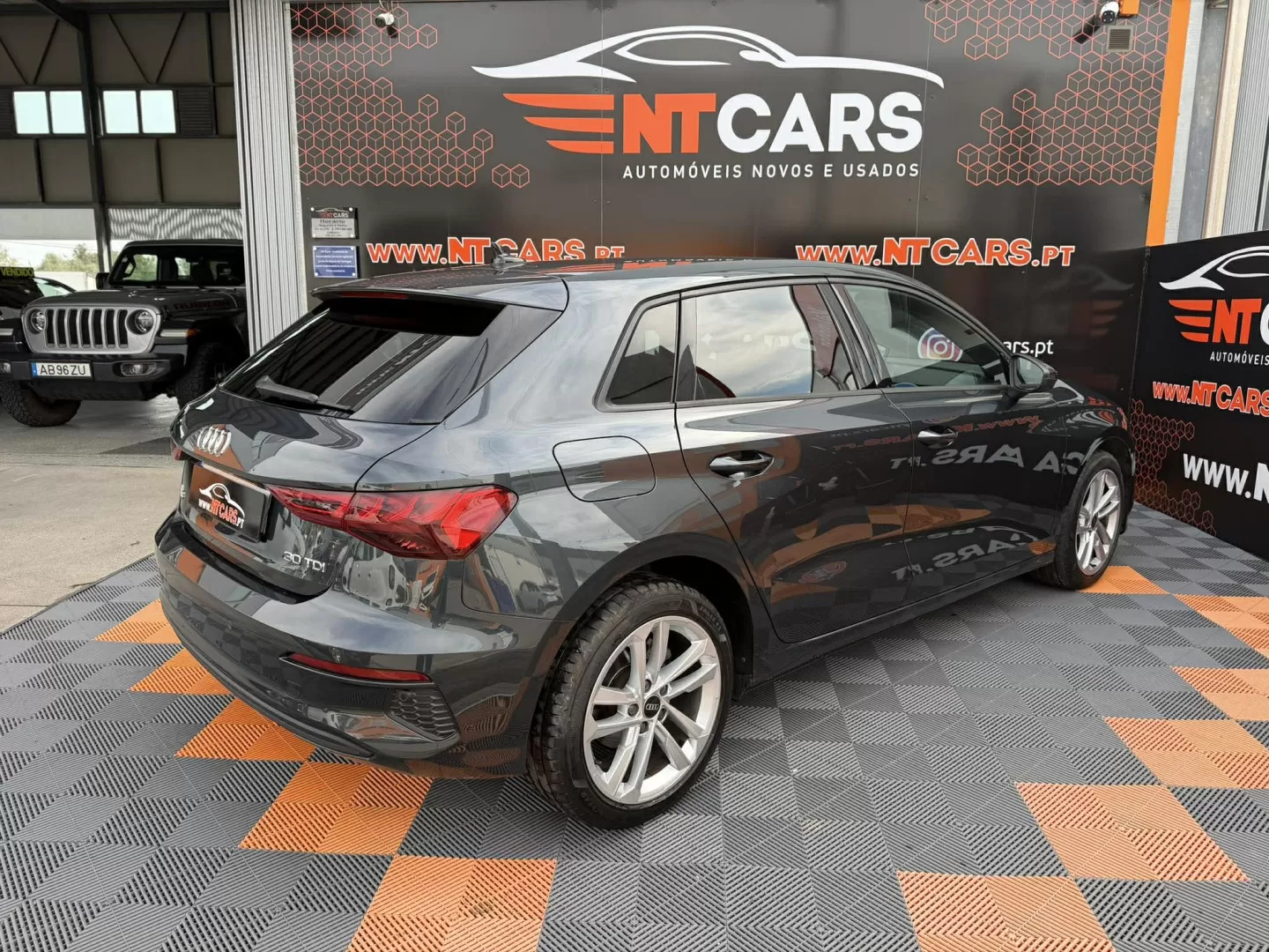 Audi A3 Sportback 30 TDI Advanced - foto 2