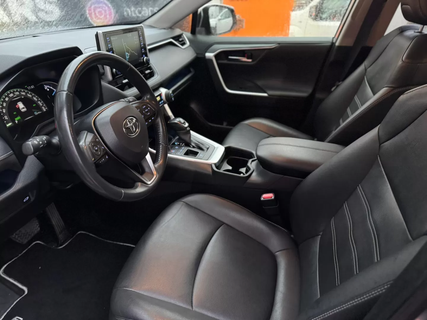 Toyota RAV4 2.5 HDF Exclusive - foto 8