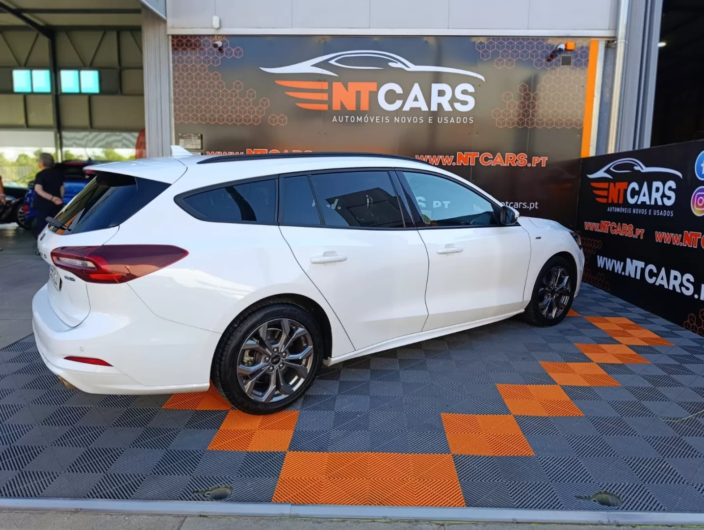 Ford Focus SW 1.0 EcoBoost MHEV ST-Line - foto 2