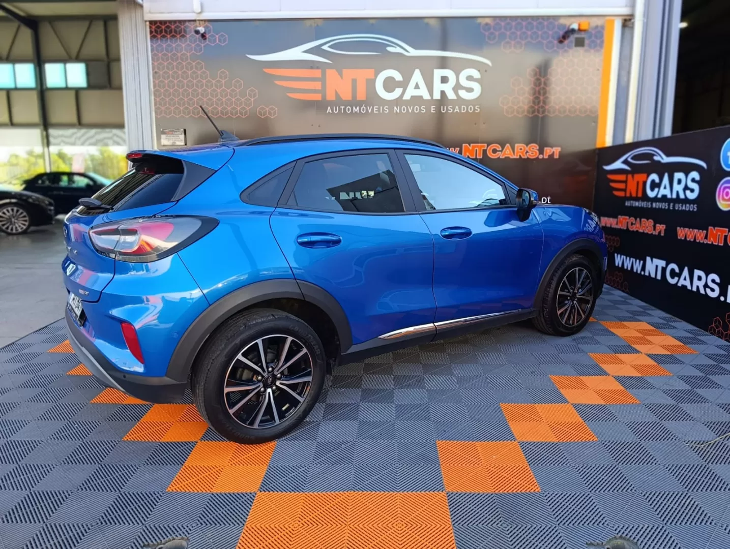 Ford Puma 1.0 EcoBoost MHEV Titanium - foto 2