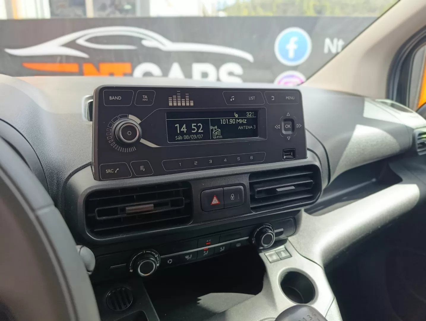 Citroën  BERLINGO 1.5 BHDi - foto 4