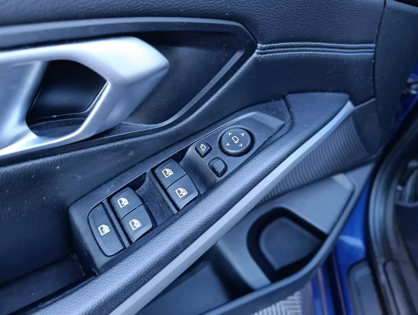 BMW 318 d Corporate Edition - foto 4