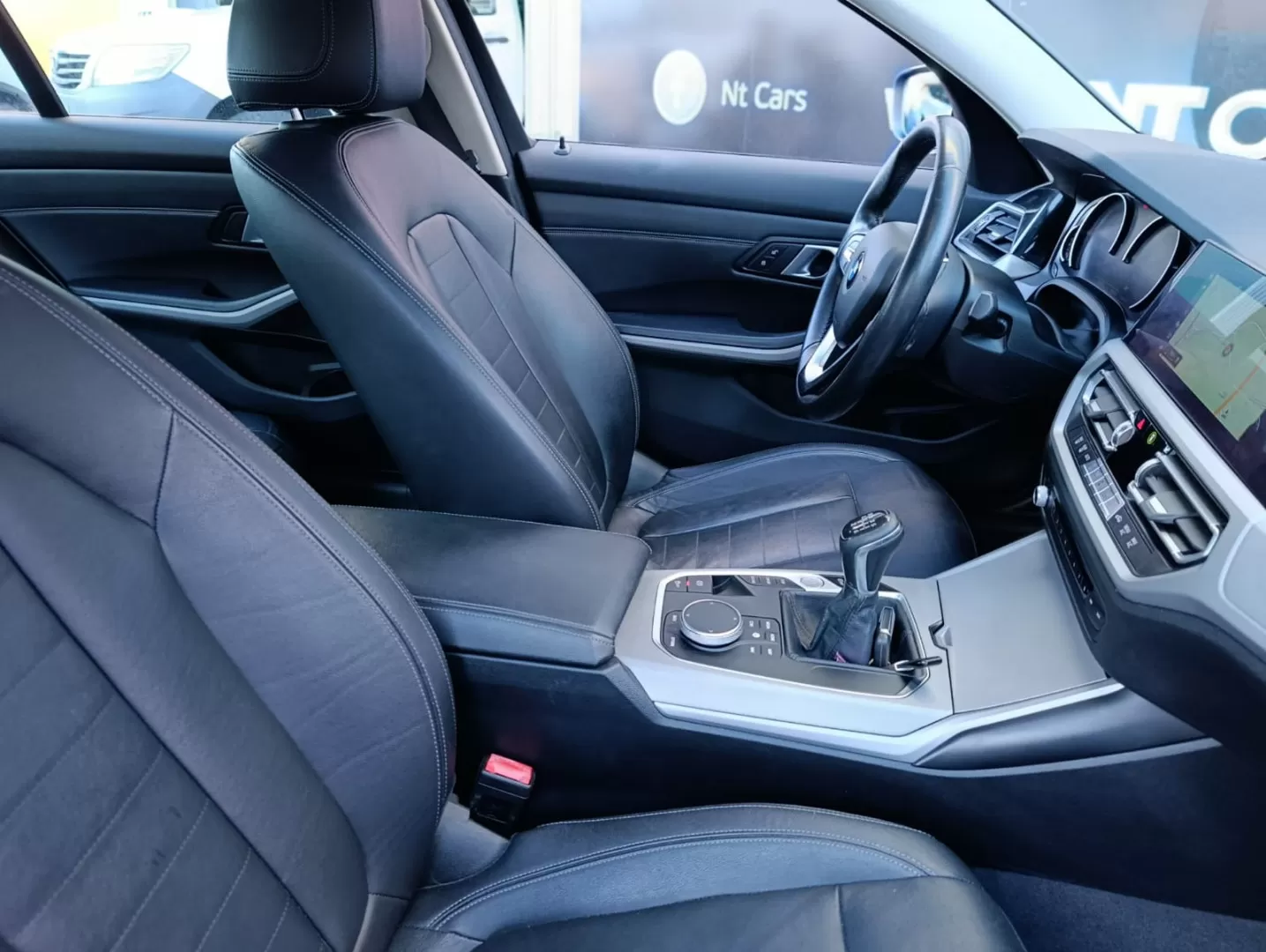 BMW 318 d Corporate Edition - foto 8