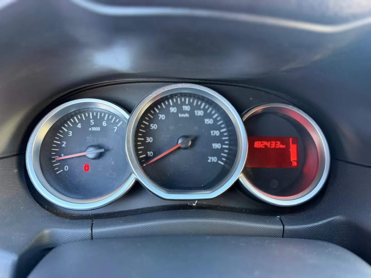 Dacia   DUSTER 1.5 dCi Tour 4WD - foto 3