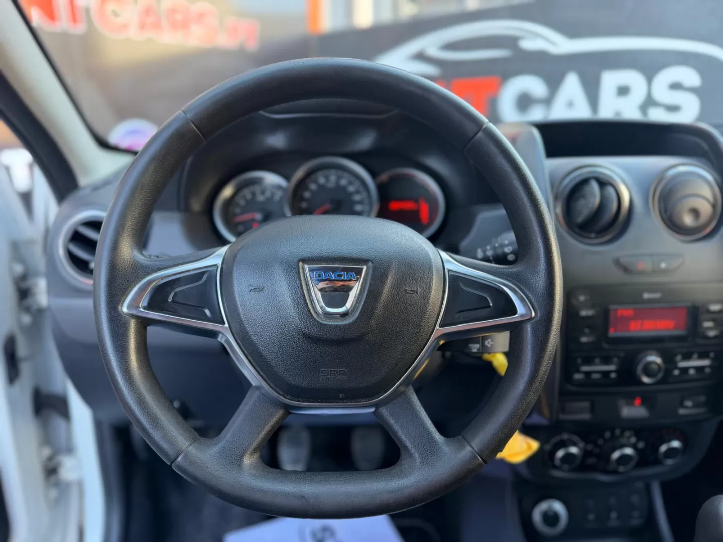 Dacia   DUSTER 1.5 dCi Tour 4WD - foto 7