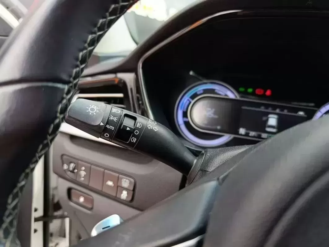 Kia Niro 1.6 GDi HEV Drive - foto 6