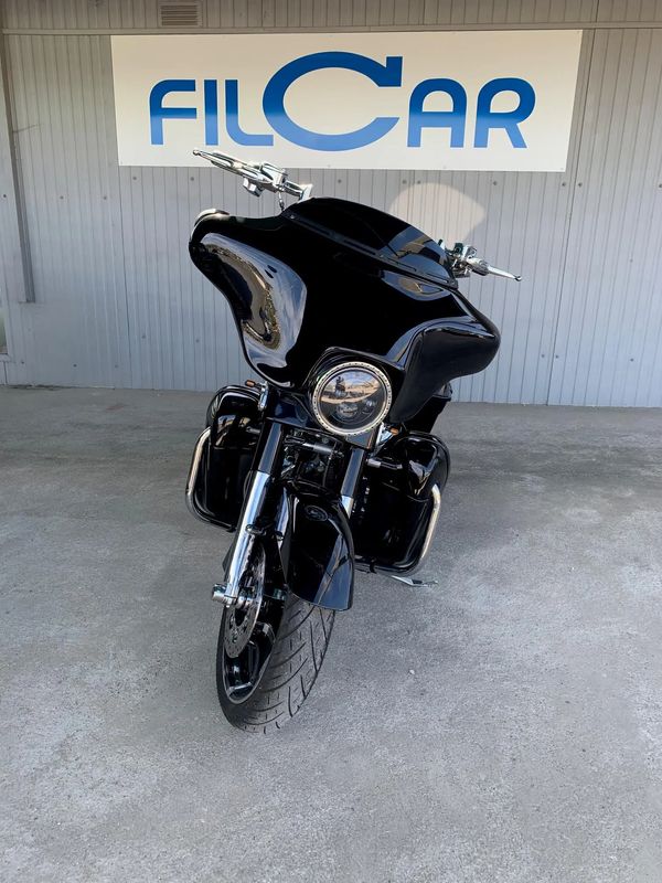 Harley-Davidson - foto 2