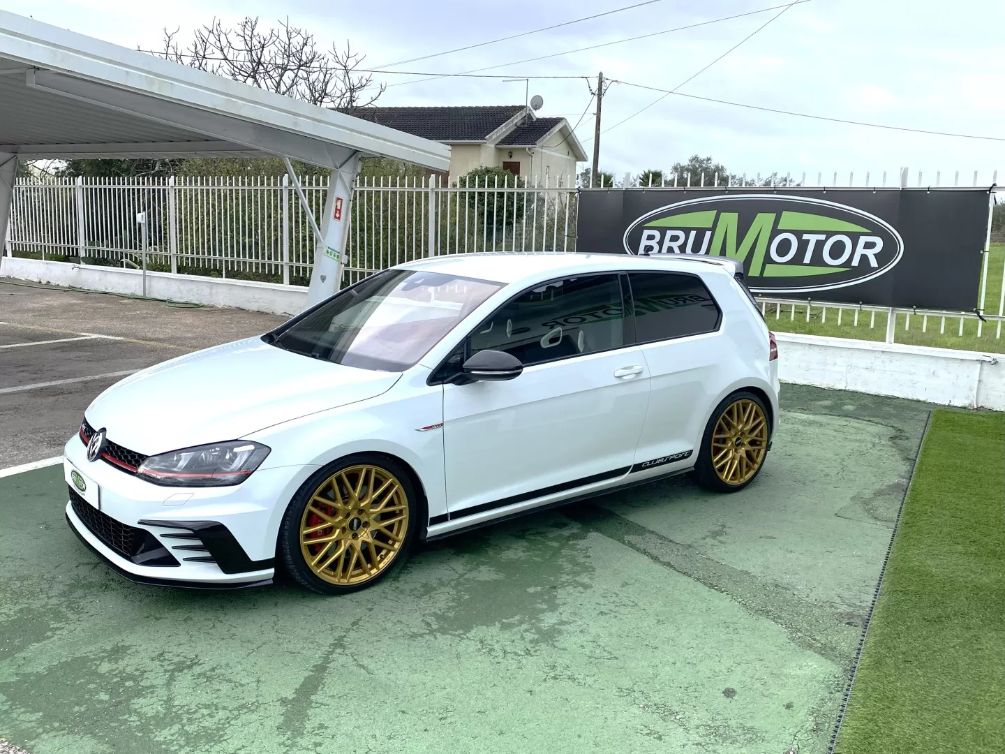 VW Golf 2.0 TSI GTI Clubsport DSG - foto 3