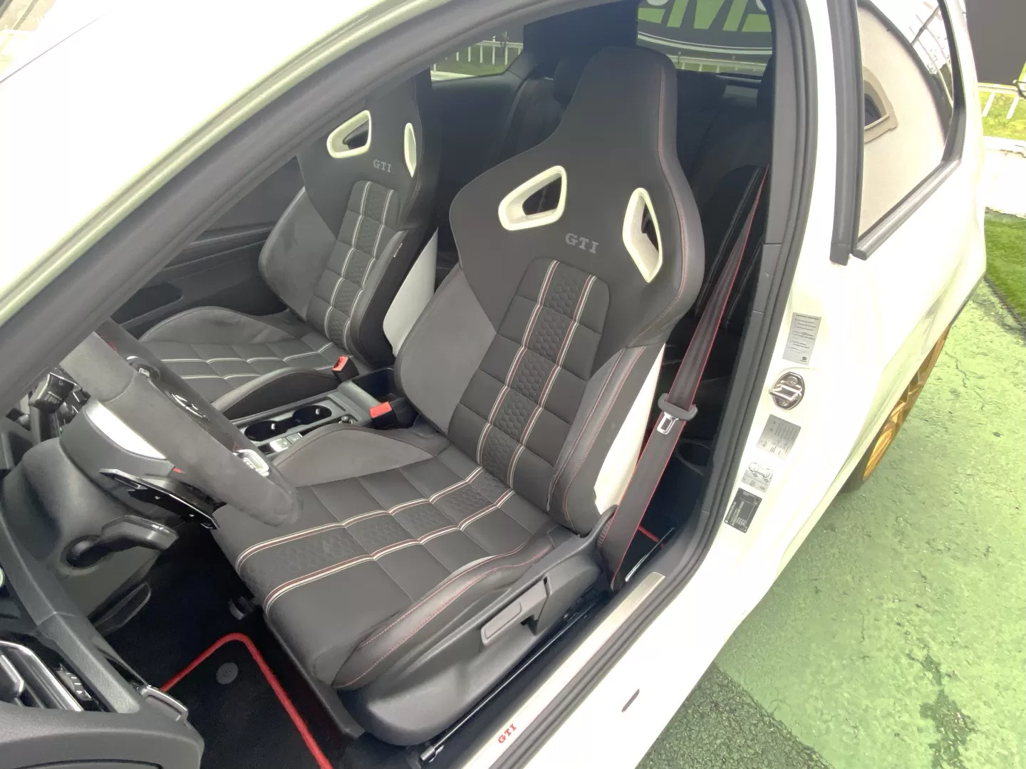 VW Golf 2.0 TSI GTI Clubsport DSG - foto 8