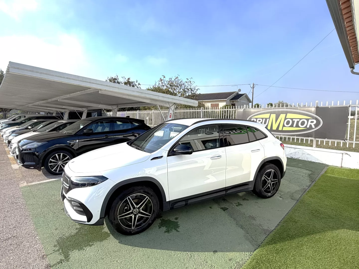 Mercedes-Benz EQA 250 AMG Line - foto 3