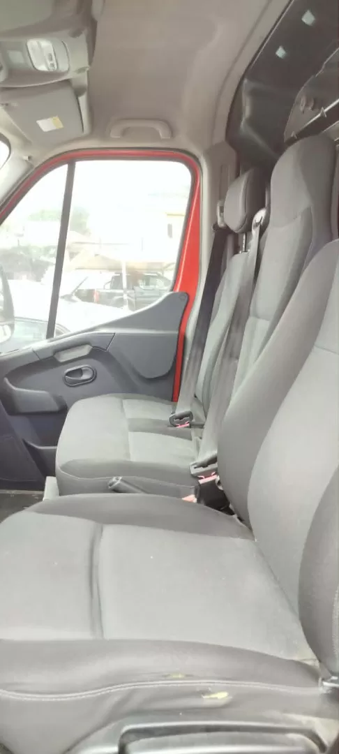 Renault Master 2.3 dCi L1H1 3.5T - foto 4