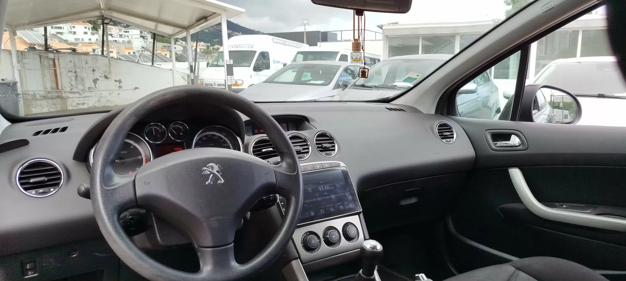 Peugeot 308 1.6 HDI - foto 7