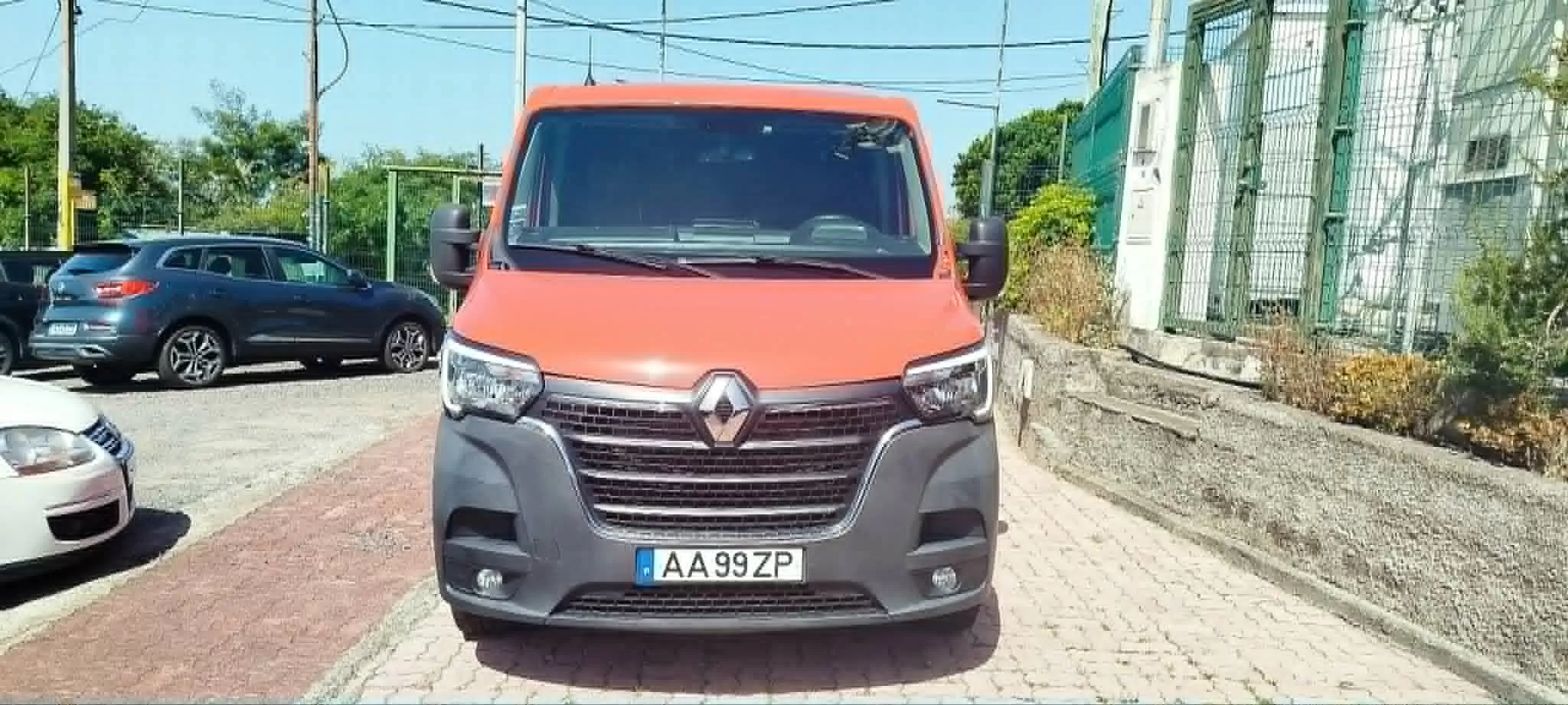 Renault Master 2.3 dCi L1H1 3.5T - foto 2