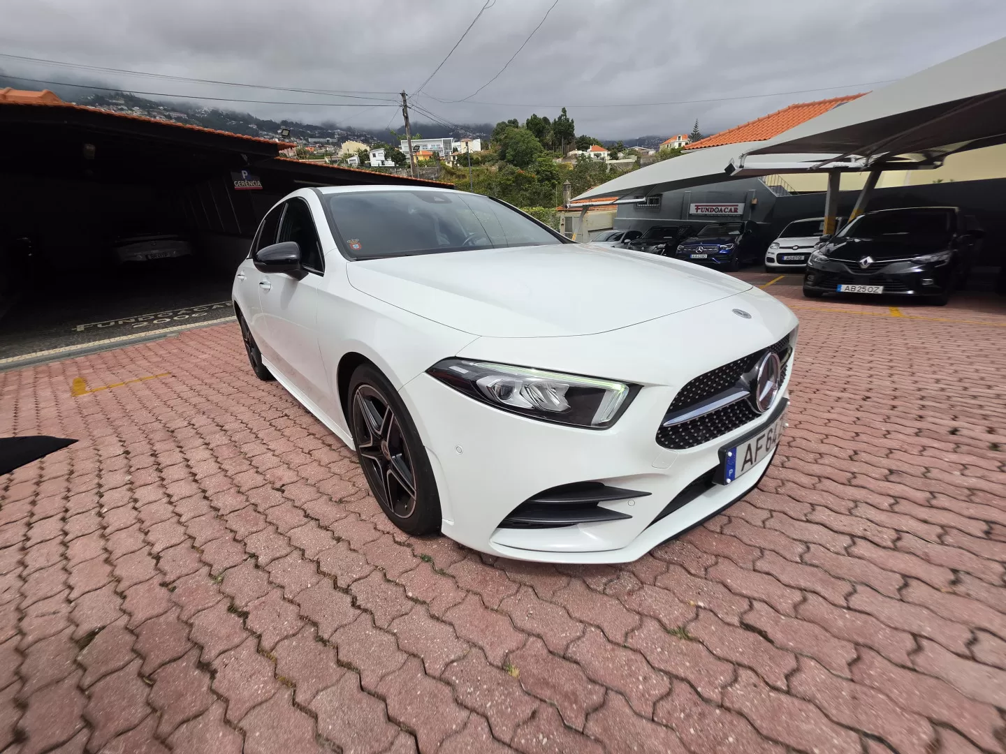 Mercedes-Benz A 180 d AMG Line Aut. - foto 3