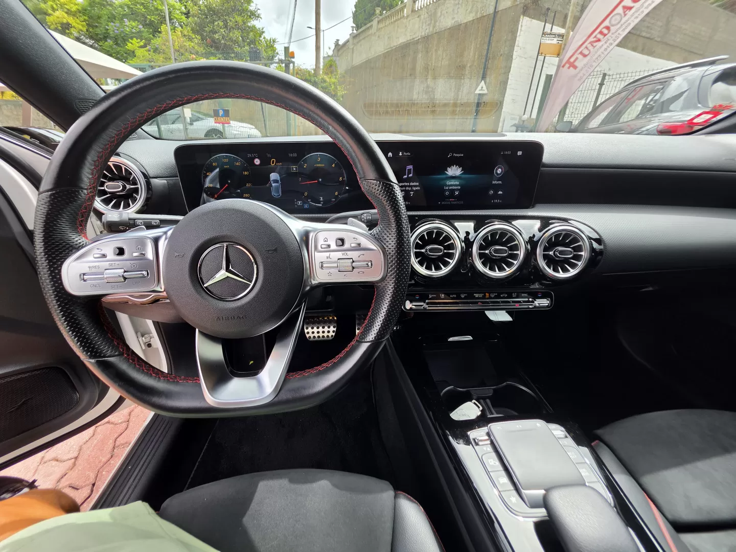 Mercedes-Benz A 180 d AMG Line Aut. - foto 5