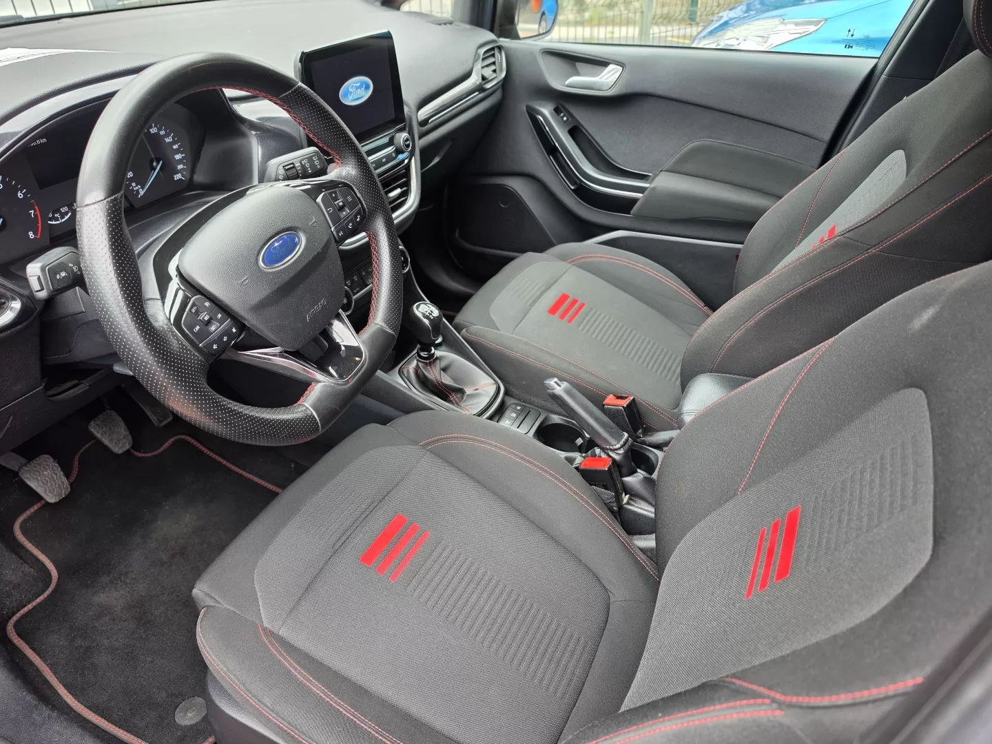Ford Fiesta 1.0 EcoBoost ST-Line - foto 3