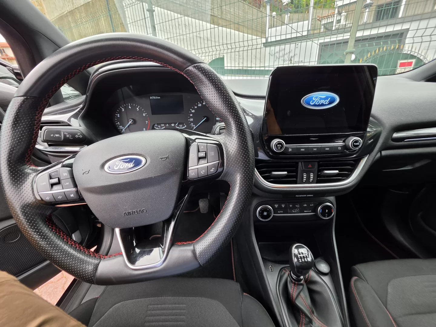 Ford Fiesta 1.0 EcoBoost ST-Line - foto 4