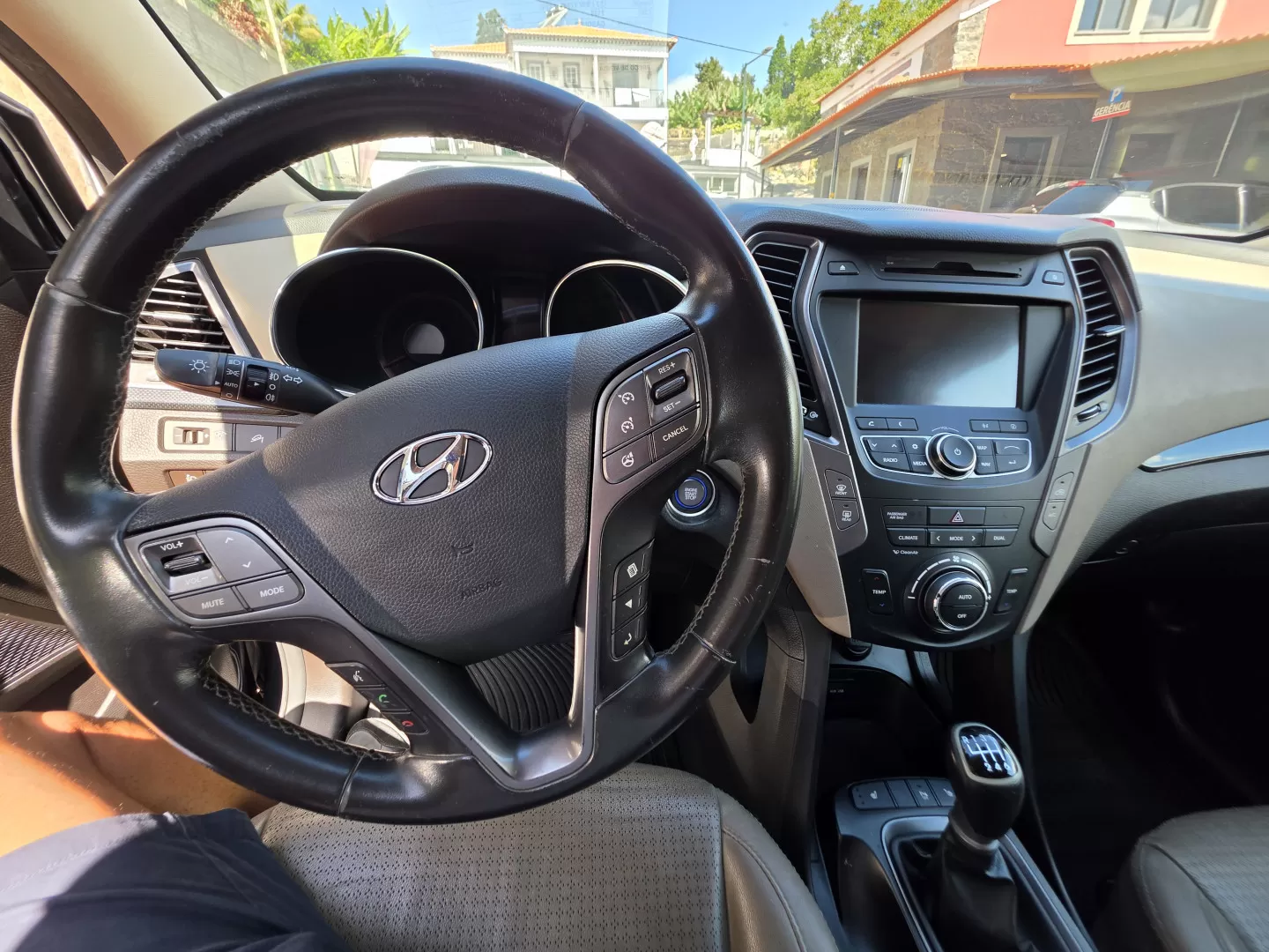 Hyundai Santa Fe 2.2 CRDi Style 7L Aut. - foto 4