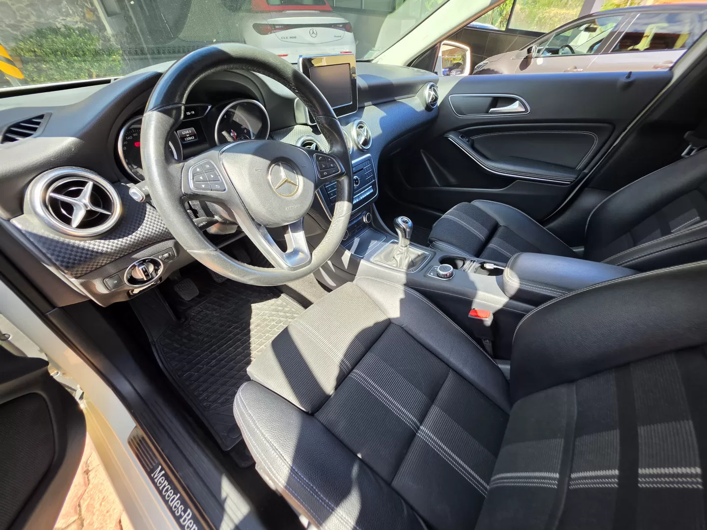 Mercedes-Benz A 180 d Fleet Pack Urban - foto 3