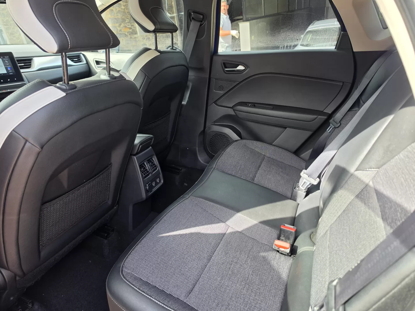 Renault Captur 1.0 TCe Techno - foto 6