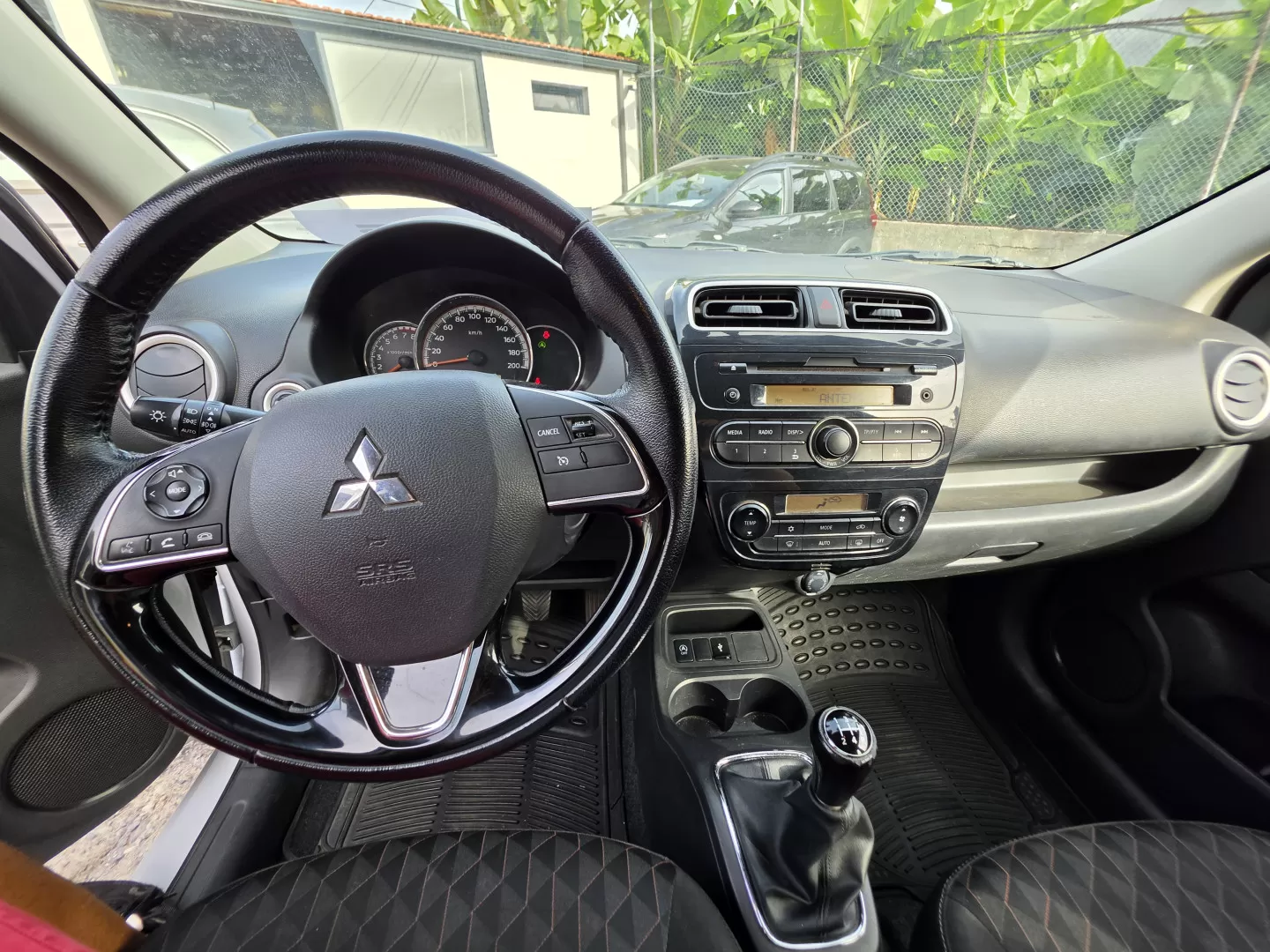 Mitsubishi Space Gear 1.2 INTENSE - foto 4