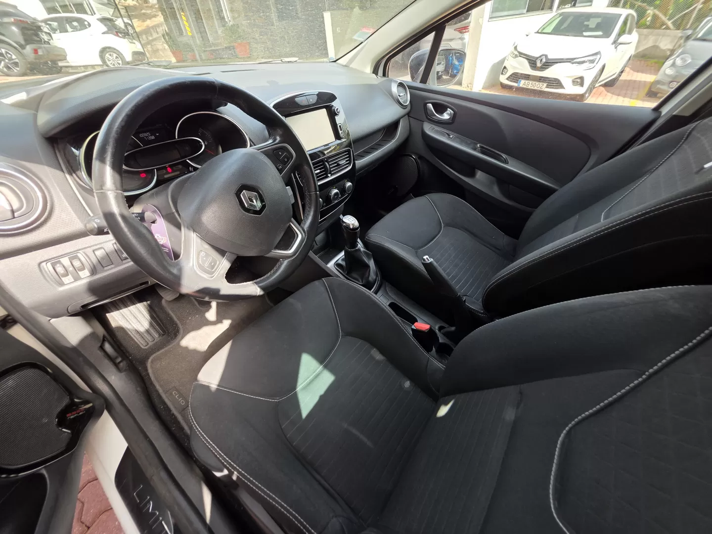Renault Clio 1.0 TCe Limited - foto 3