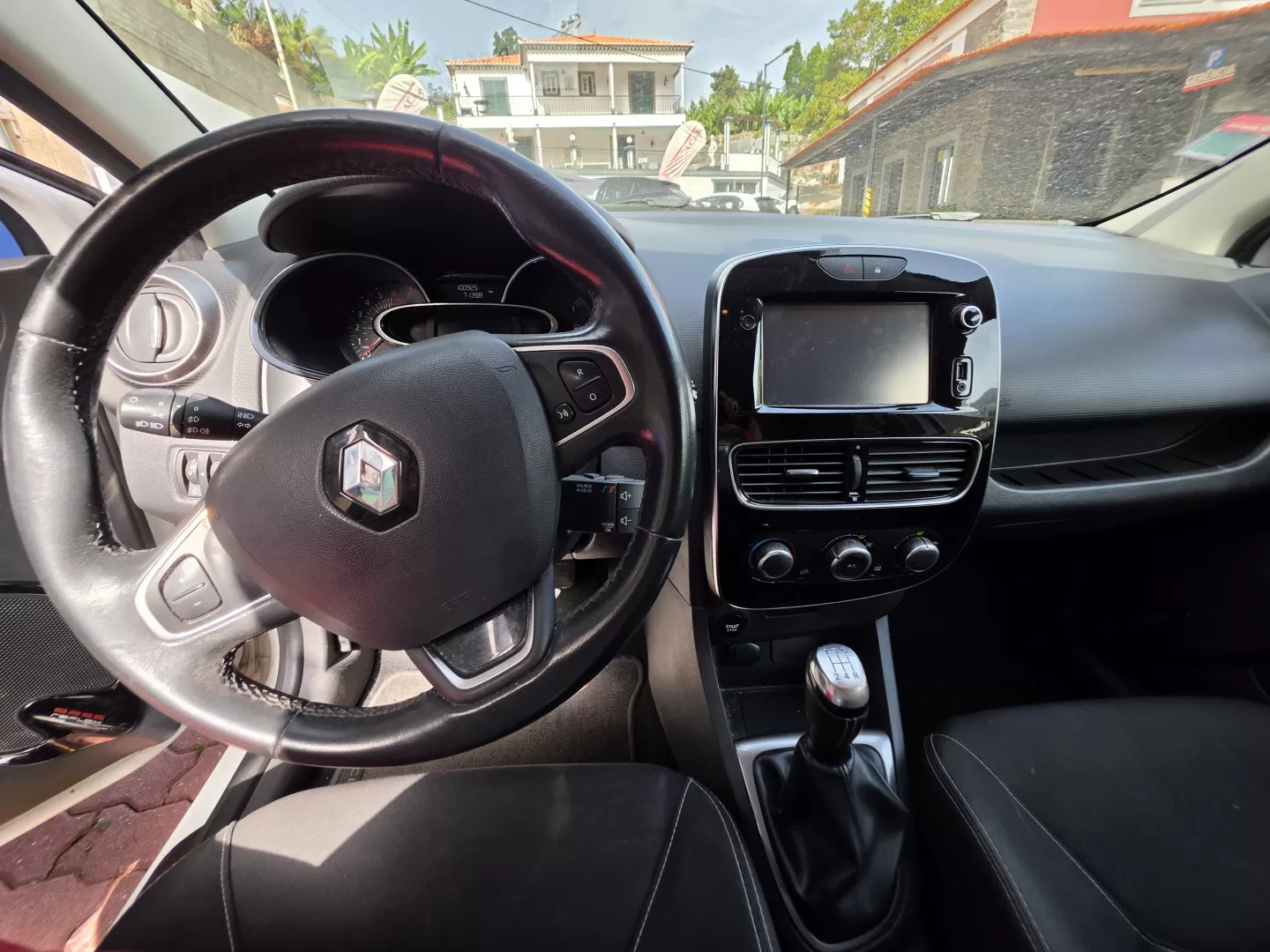 Renault Clio 1.0 TCe Limited - foto 4