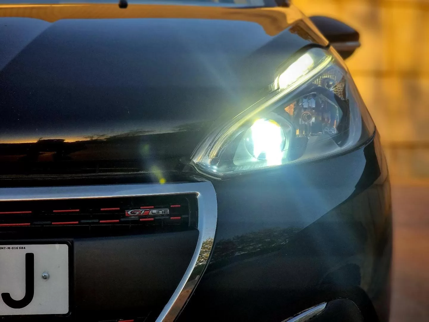 Peugeot 208 1.2 PureTech GT Line - foto 8