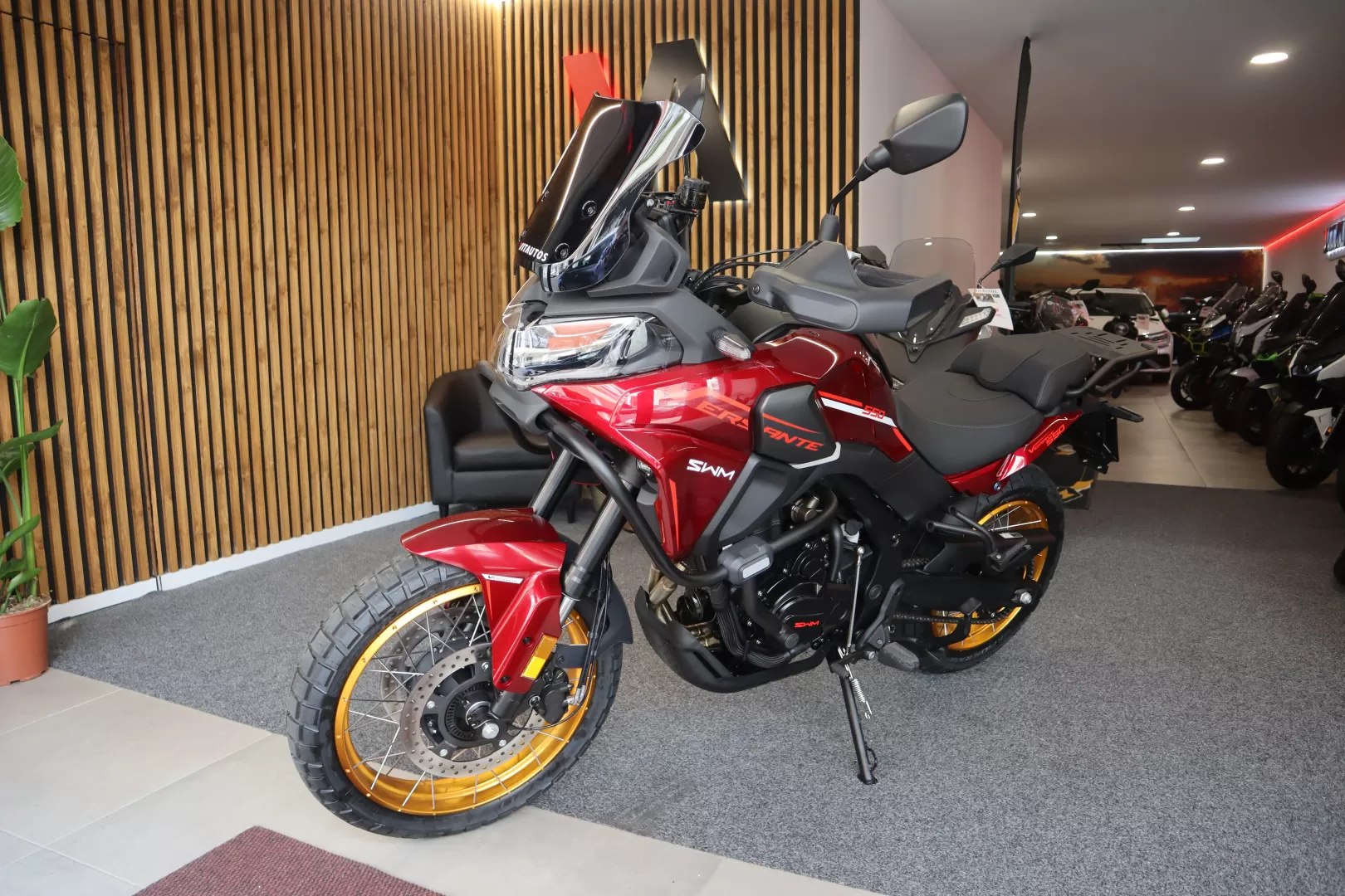 SWM Six6 500 VERSANTE 550