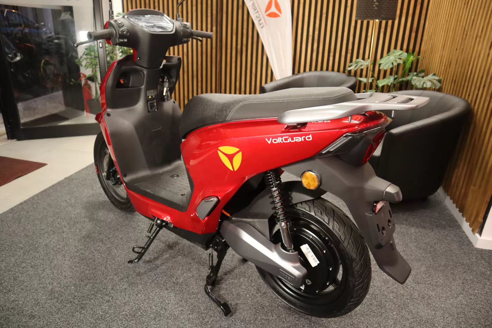 Yadea E8S VOLTGUARD - foto 2