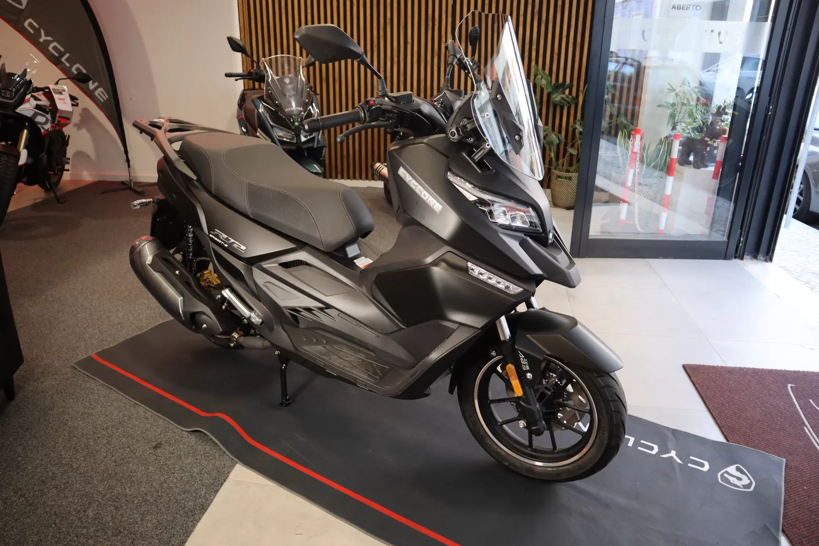 Cyclone RT2 300 - foto 4