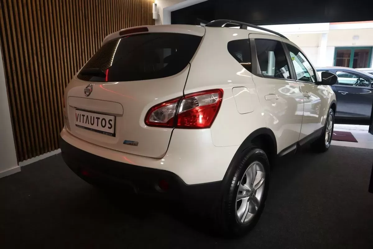 Nissan Qashqai 1.6 dCi Tekna Premium 17 360 S&S - foto 3