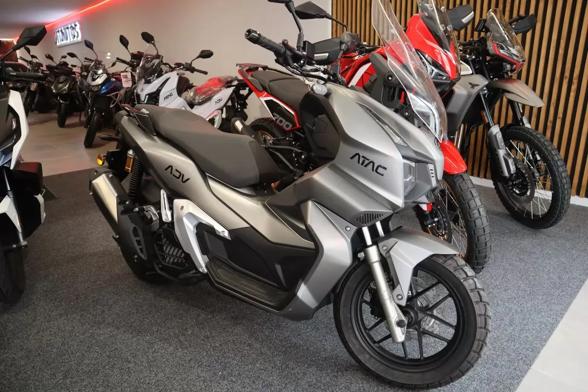 ATAC  ADV 125
