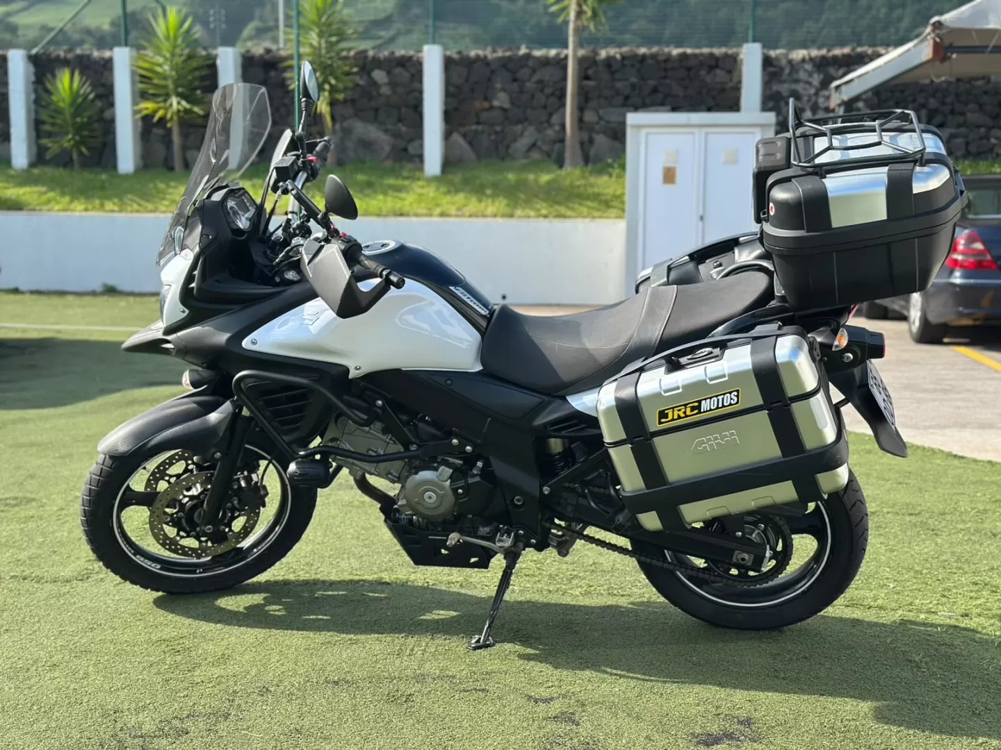 Suzuki v-strom DL650A - foto 3