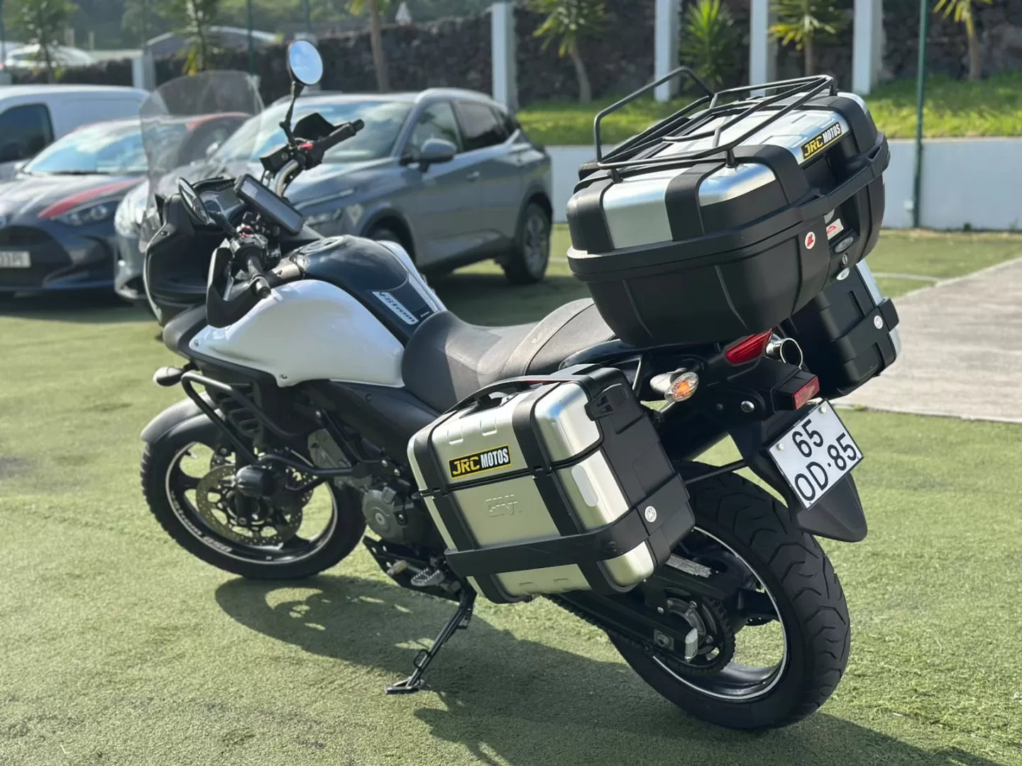 Suzuki v-strom DL650A - foto 7
