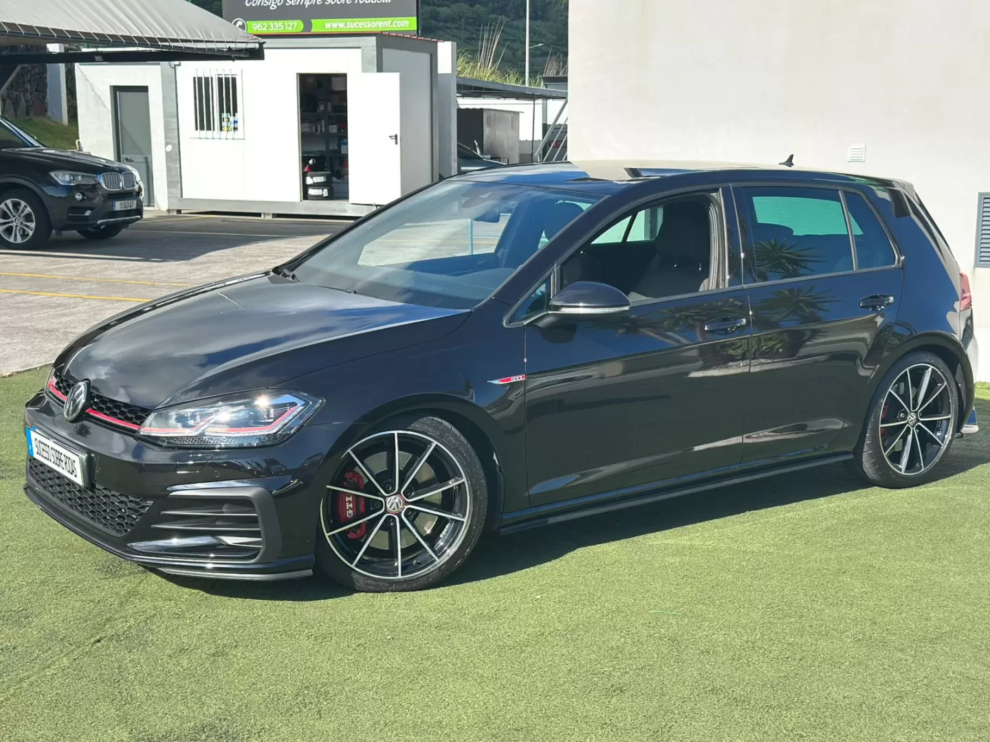 VW Golf 2.0 TSI GTI DSG Performance - foto 4