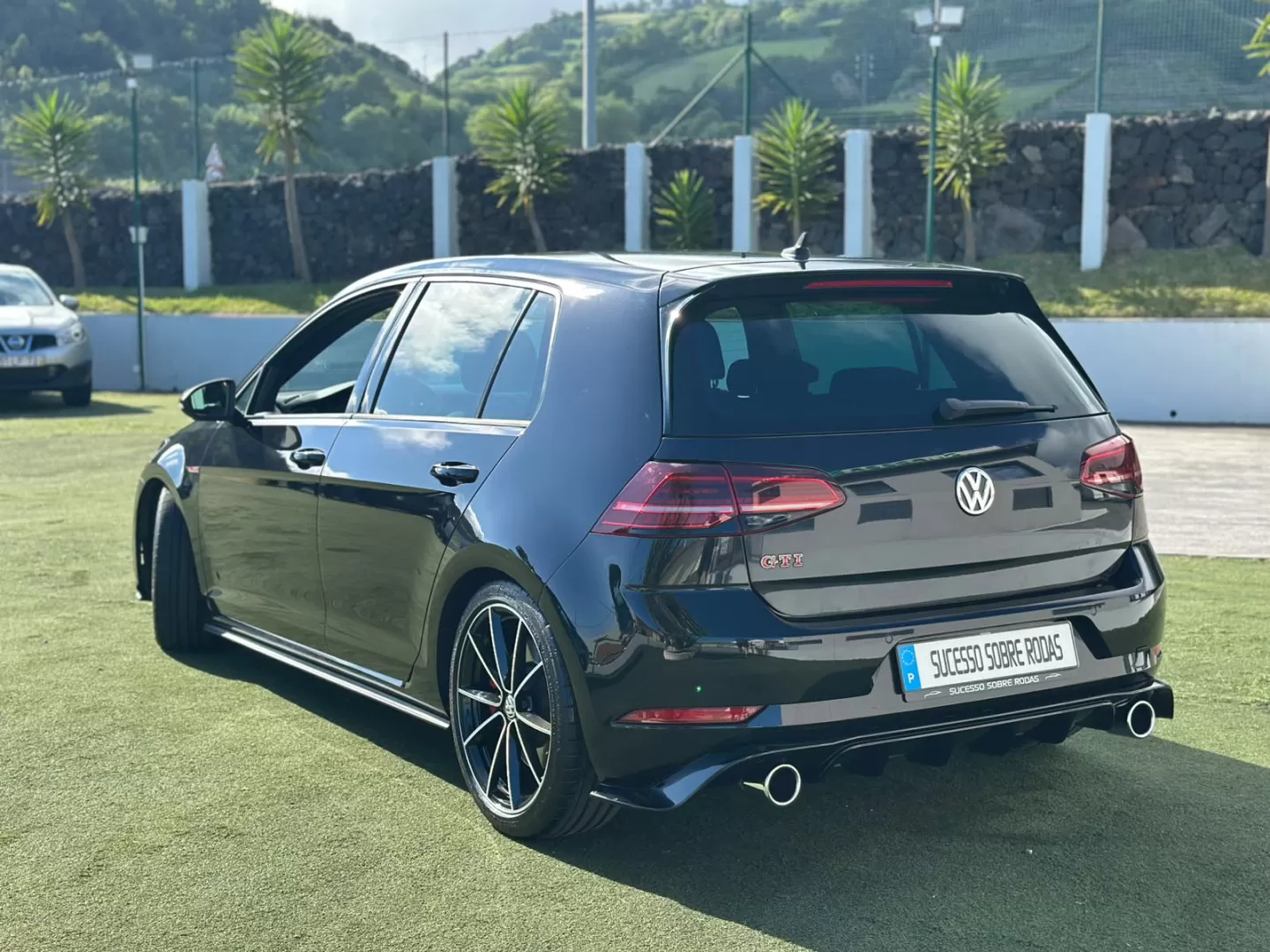 VW Golf 2.0 TSI GTI DSG Performance - foto 5