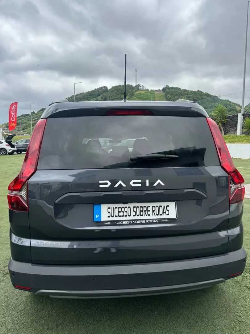 Dacia Jogger 1.0 TCe Expression 7L - foto 4