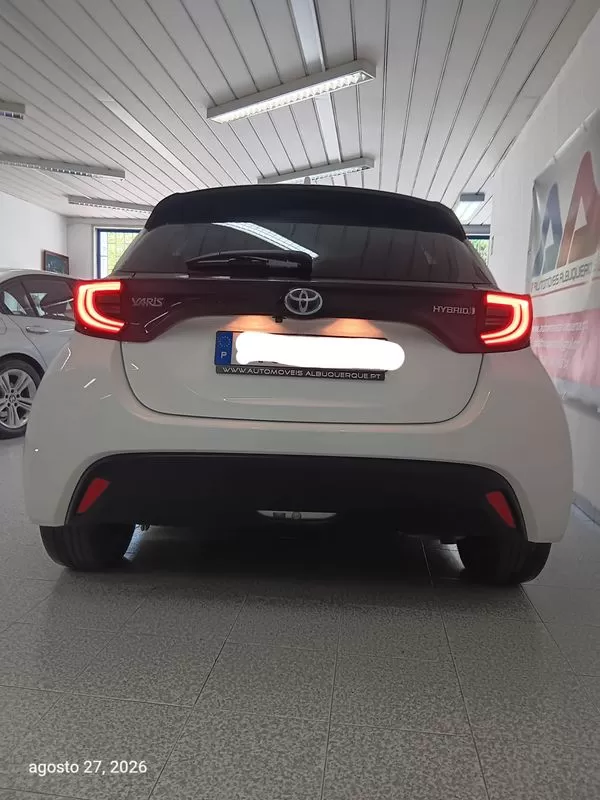 Toyota Yaris 1.5 HDF Exclusive - foto 6