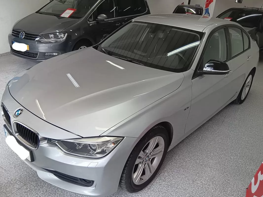 BMW 320 d Auto Line Sport - foto 4