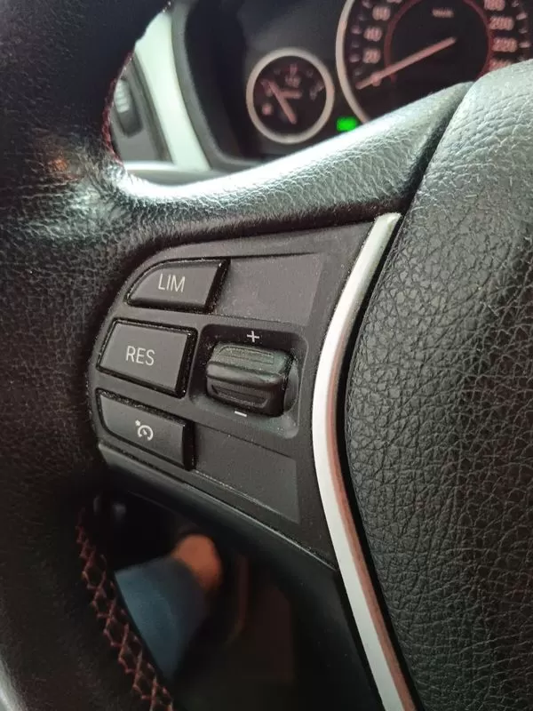 BMW 320 d Auto Line Sport - foto 8