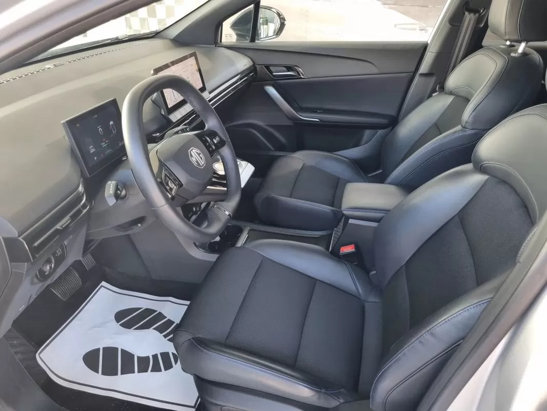 MG MG4 77 kWh Extended Range Luxury - foto 5