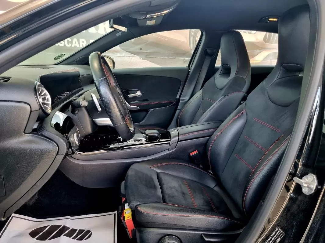 Mercedes-Benz A 180  D 8g  Dct Amg Line - foto 4