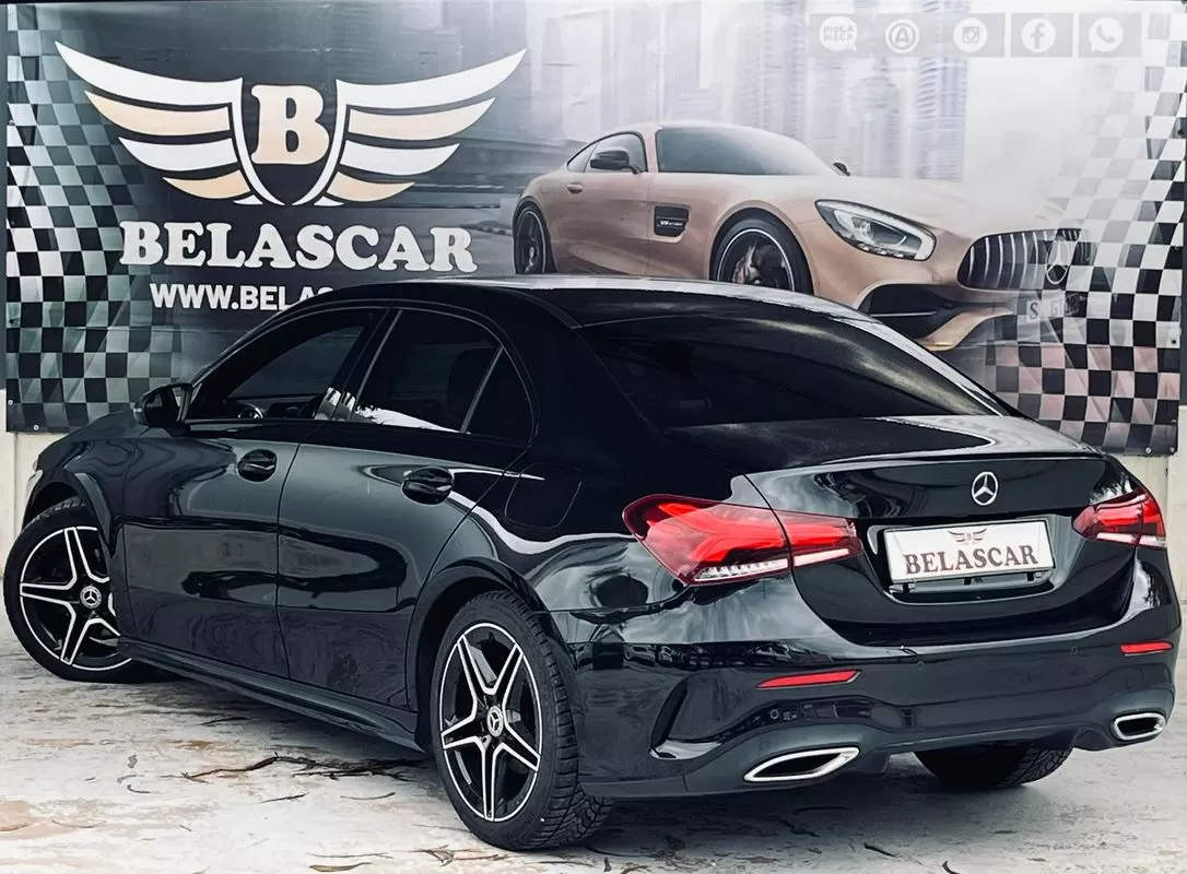 Mercedes-Benz A 180 Limousine d AMG Line Aut. - foto 4