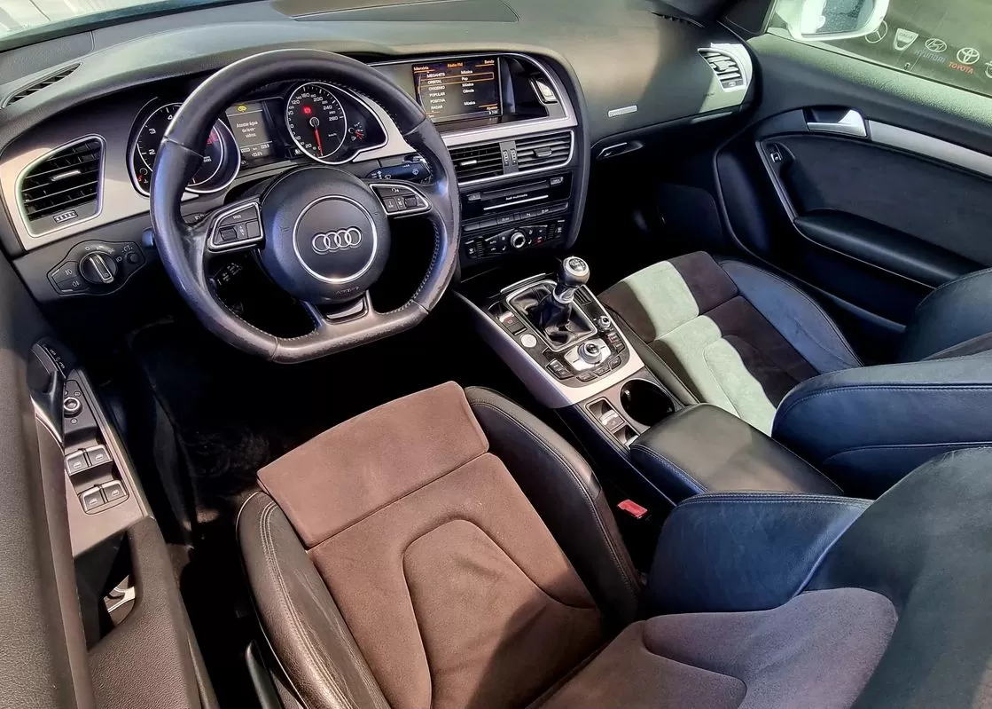 Audi A5 Cabrio 2.0 TDi S-line - foto 7